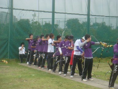 http://www.rikkyo.ne.jp/sgrp/archery/public/cover/2009.09.27.ritumei1.JPG