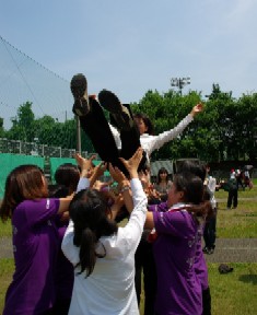 http://www.rikkyo.ne.jp/sgrp/archery/public/cover/2009.5.10.league.final8.JPG