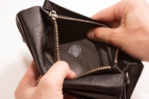 入会するなら金をくれ
